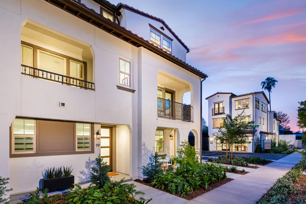 Cordova-Exterior-Hero-CMF-Photo-3655-web